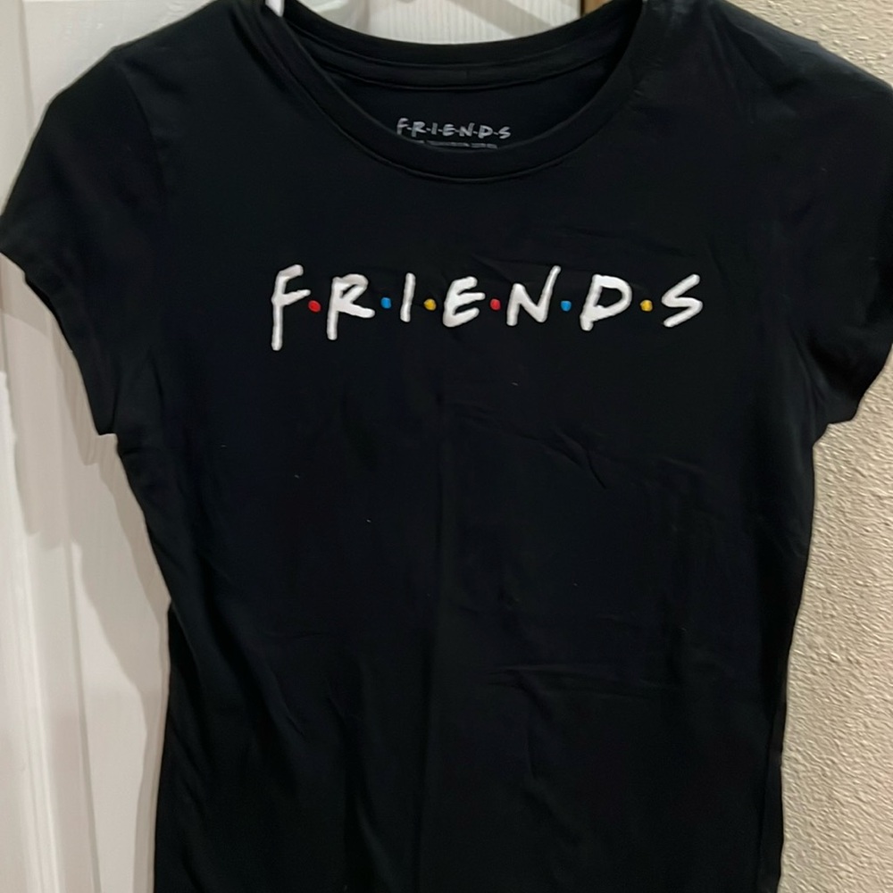 Girls size XL Friends t-shirt
